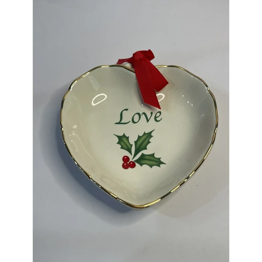 Lenox Holiday Heart Shaped Candy Dish Love  4